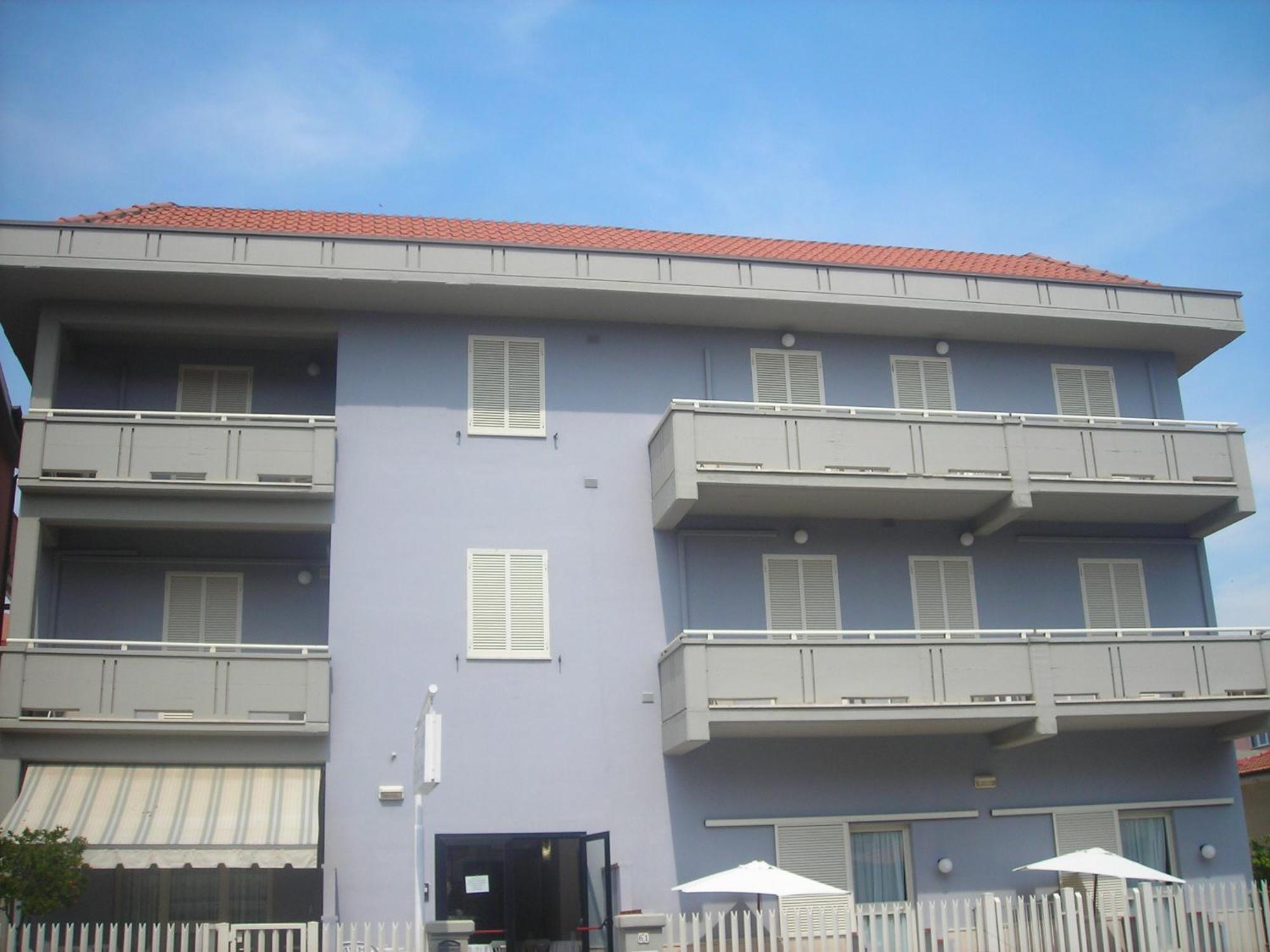 Aparthotel C.A.V. Residenza Prisco Marina di Grosseto Exterior foto