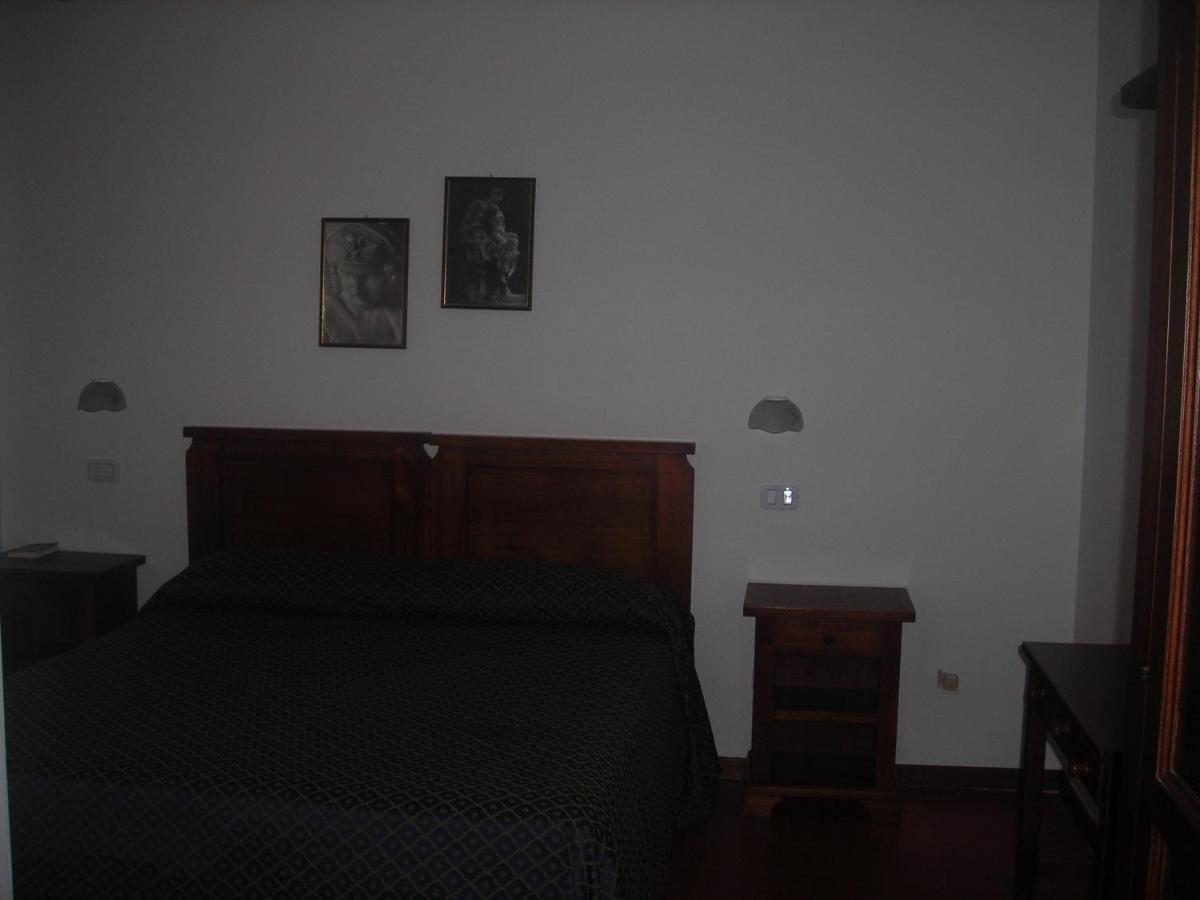 Aparthotel C.A.V. Residenza Prisco Marina di Grosseto Zimmer foto